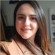 Profesora de matemáticas para estudiantes de colegio